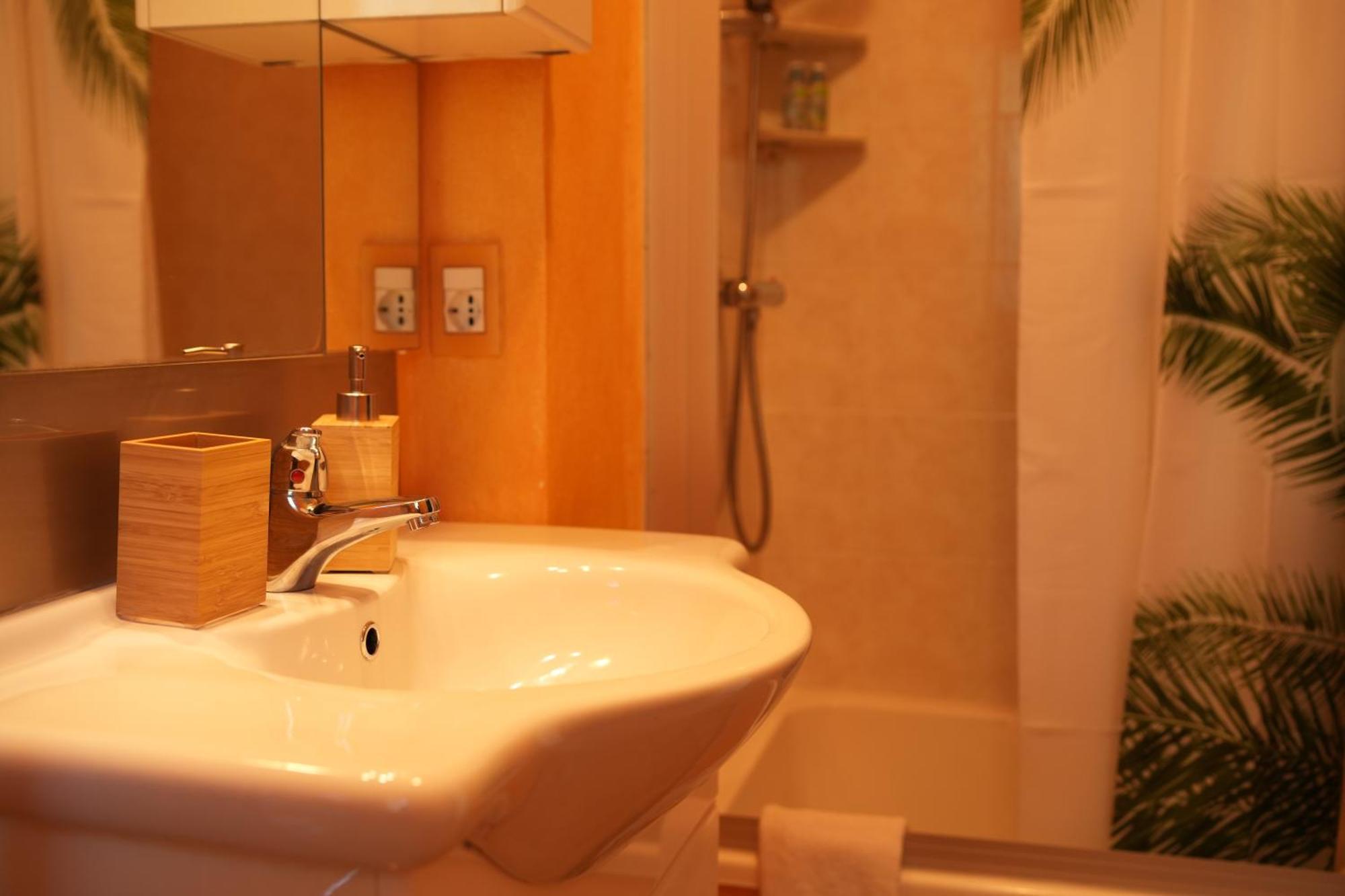Welcomely - Casa Porta Di Cielo Apartment Дервио Екстериор снимка
